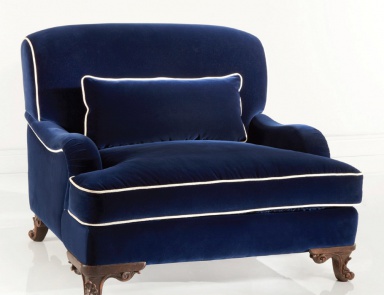 Chair made of solid wood with low armrests, Chelini