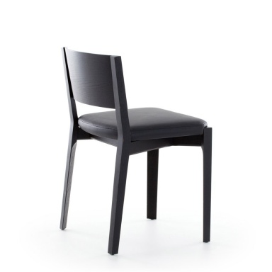 The Lario Chair