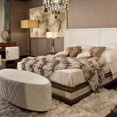 Bedroom (Suite bedroom)