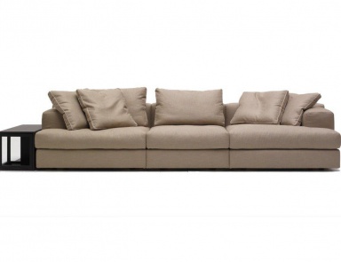 The Miloe Sofa, Cassina