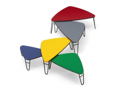 Coffee table on a metal frame Petalo, Cassina