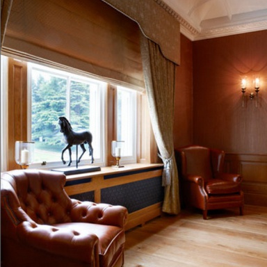 A billiard room (the billiard room for headsets)