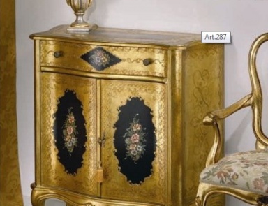 Stand handmade curved shaped legs, Andrea Fanfani