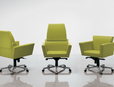 A chair on wheels Ares, I4 Mariani