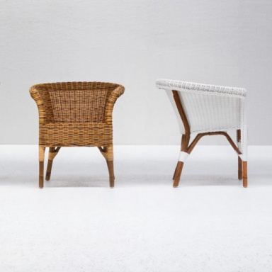 The Chair We 25 - 26