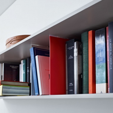 Modular storage system Skip