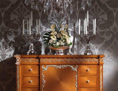 Low Cabinet on legs, Armando Rho