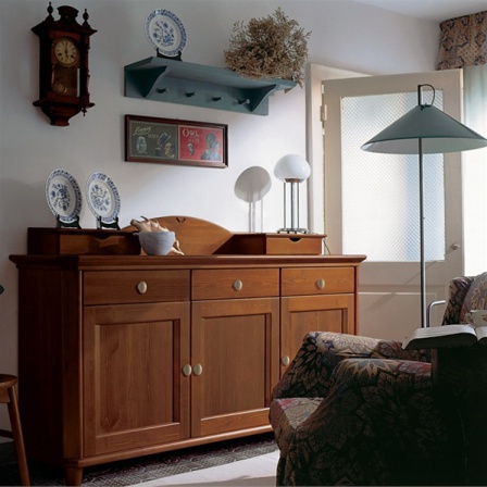 A chest of drawers with hinged doors, Minacciolo