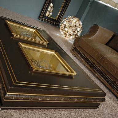 Coffee table, 2 Windows