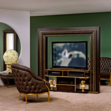 The decorative element Roses Ball