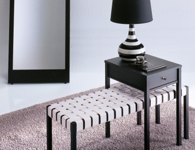 Coffee table Romeo from the cherry tree, Porada