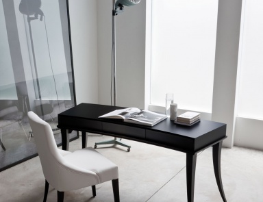 Hugo writing Desk made of solid wood, Porada