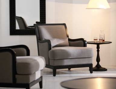 Mirror Musetta, Opera Contemporary