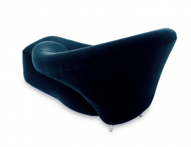 The high-backed chair poltrona Angels, Edra