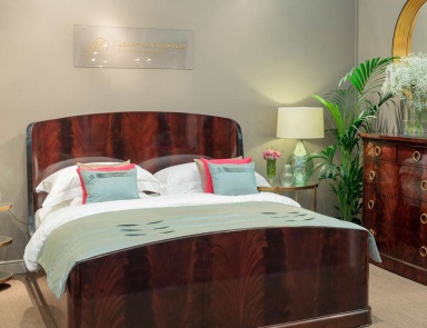 Double bed US King, Jonathan Charles