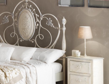 Caruso bedside table made of solid wood, Cantori