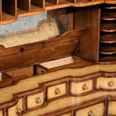 Secretaire William and Mary