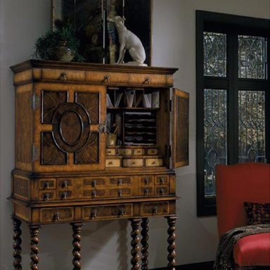Secretaire William and Mary