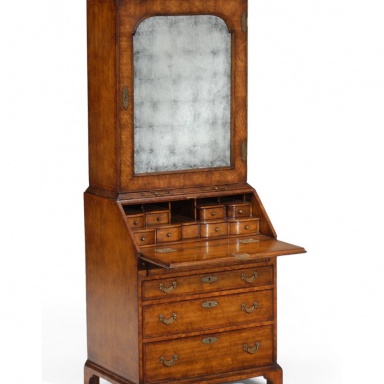 Secretaire William and Mary