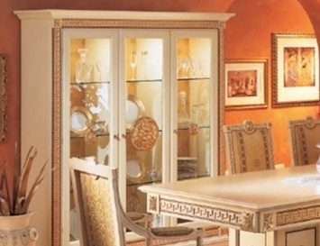 Showcase tricuspid solid wood Miami, Caspani Tino