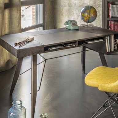 Inkiostro writing Desk