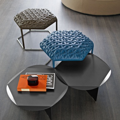 Coffee table in Hive