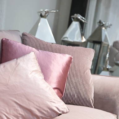 Three-seater sofa Vittoriano