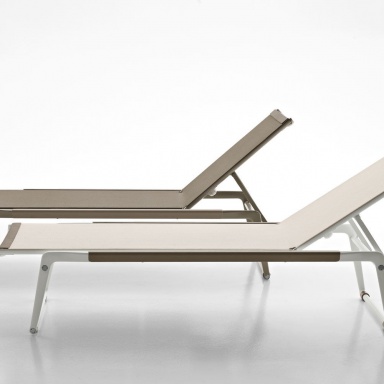 A Chaise Longue Mirto