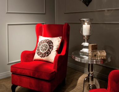 The high-backed chair Allison, Ville Venete