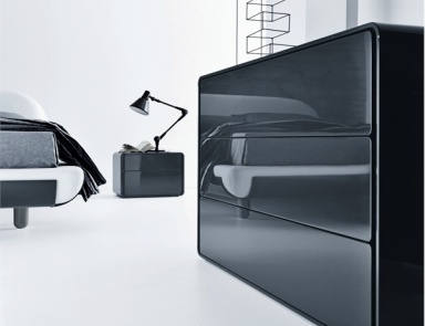 A chest of drawers with rounded corners, Ice Dresser - Presotto