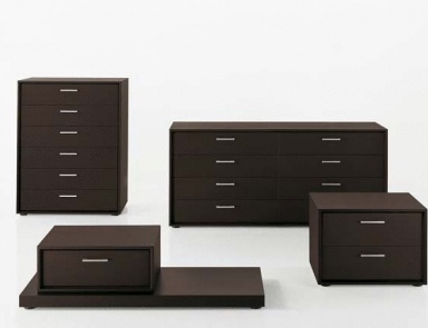 A chest of drawers made of solid wood, Arion - features tisettanta furnishings