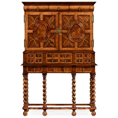 Cabinet for TV William and Mary