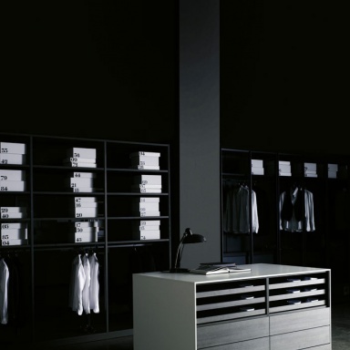 A chest of drawers CASSETTIERA ISOLA