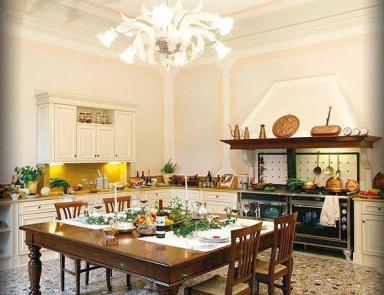 Set for the kitchen from wood Classica, Faoma