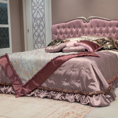 Double bed Valentino