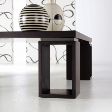 Reverso coffee table