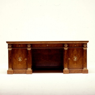 Writing table Impero