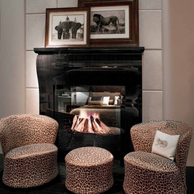 Chair with Ottoman foot Tait