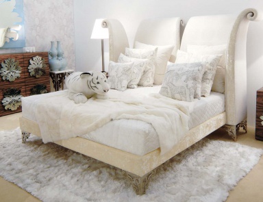 Rialto double bed with metal legs, JC Passion