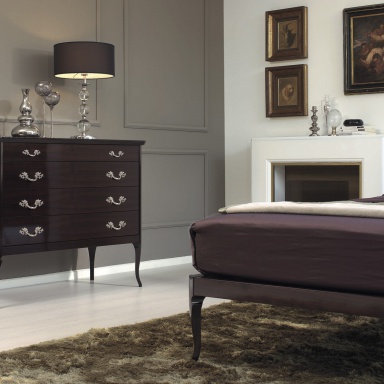 A Chest Of Drawers Vittorio