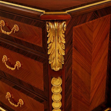 The dresser S. I. P. ARR 09