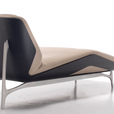 A chaise longue MBS 006