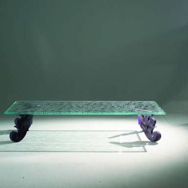 The New coffee table Essential