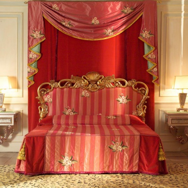 Double bed Tchaikovsky