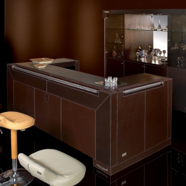 Bar (Suite bar) Touring