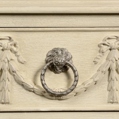 The Artisan Chest Of Drawers