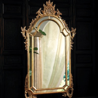 Floor standing mirror