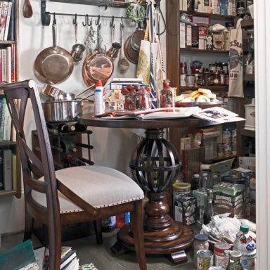 The Provencal Gardens Table