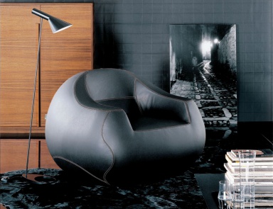 Chair on a hidden metal frame ,Bubble - features tisettanta furnishings