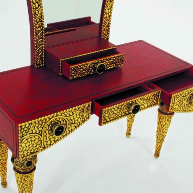 Dressing table Rouge et or